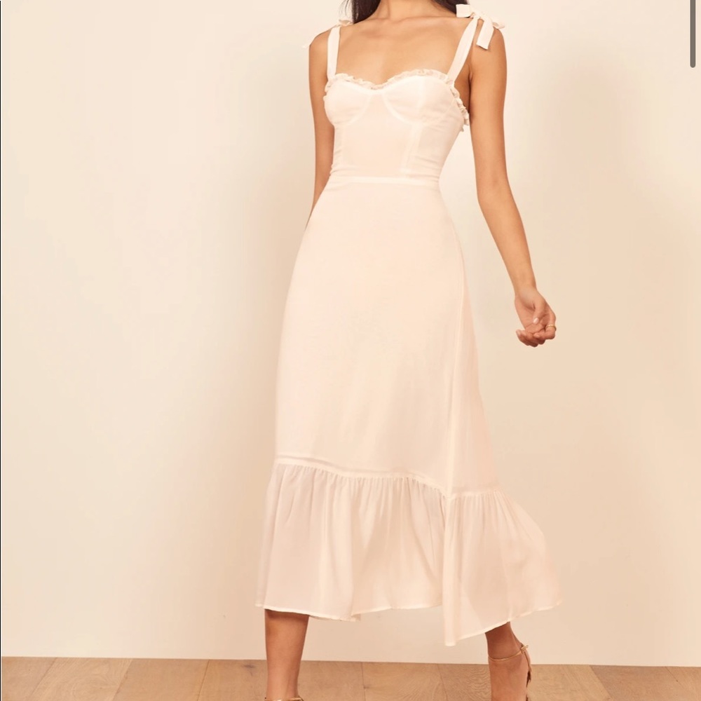“❤️Sale” Reformation Nikita Dress in Ivory